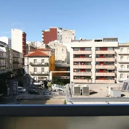 Centro. Tres Dormitorios, Dos Banos Y Terrazas Apartment