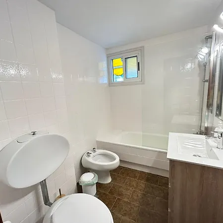 Apartment Centro. Tres Dormitorios, Dos Banos Y Terrazas *